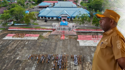 Bupati Boven Digoel Pimpin Apel Gabungan, Tekankan Disiplin ASN dan Fokus Pelayanan Masyarakat
